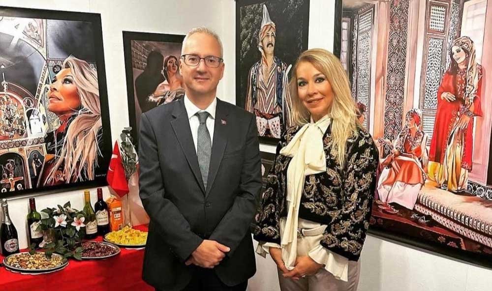 Aslıhan Çiftgül ün Miracle Sergisi Tokyo Da Sanat Rüzgarı Estirdi (2)