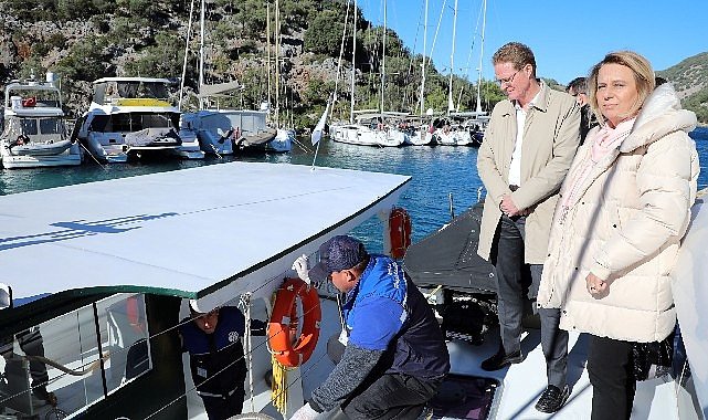Avrupa Birligi Turkiye Delegasyonu Baskani Meyer Buyuksehir Belediyesinin Atik Alim Teknelerini Ve Tesislerini Inceledi 4966.jpg