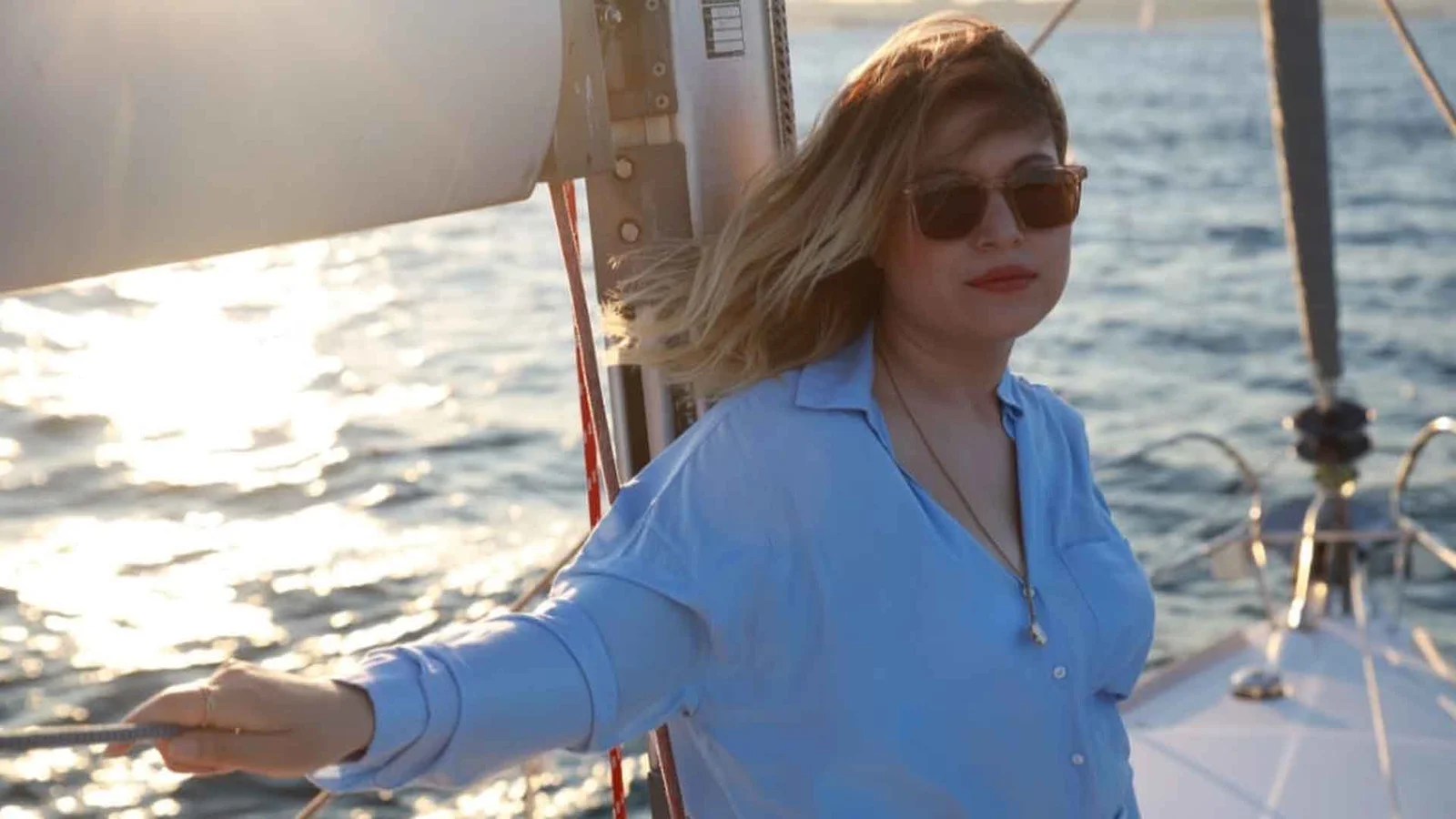 Yeliz Senyerlinin Yeni Singlei Yine Seni Severim Muzikseverlerle Bulusuyor 2