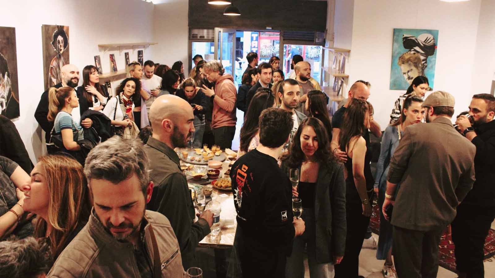 İspanya’da Türk Edebiyatının Rengi: Konuşan Resimler Sergisi Şimdi Barcelona’da!
