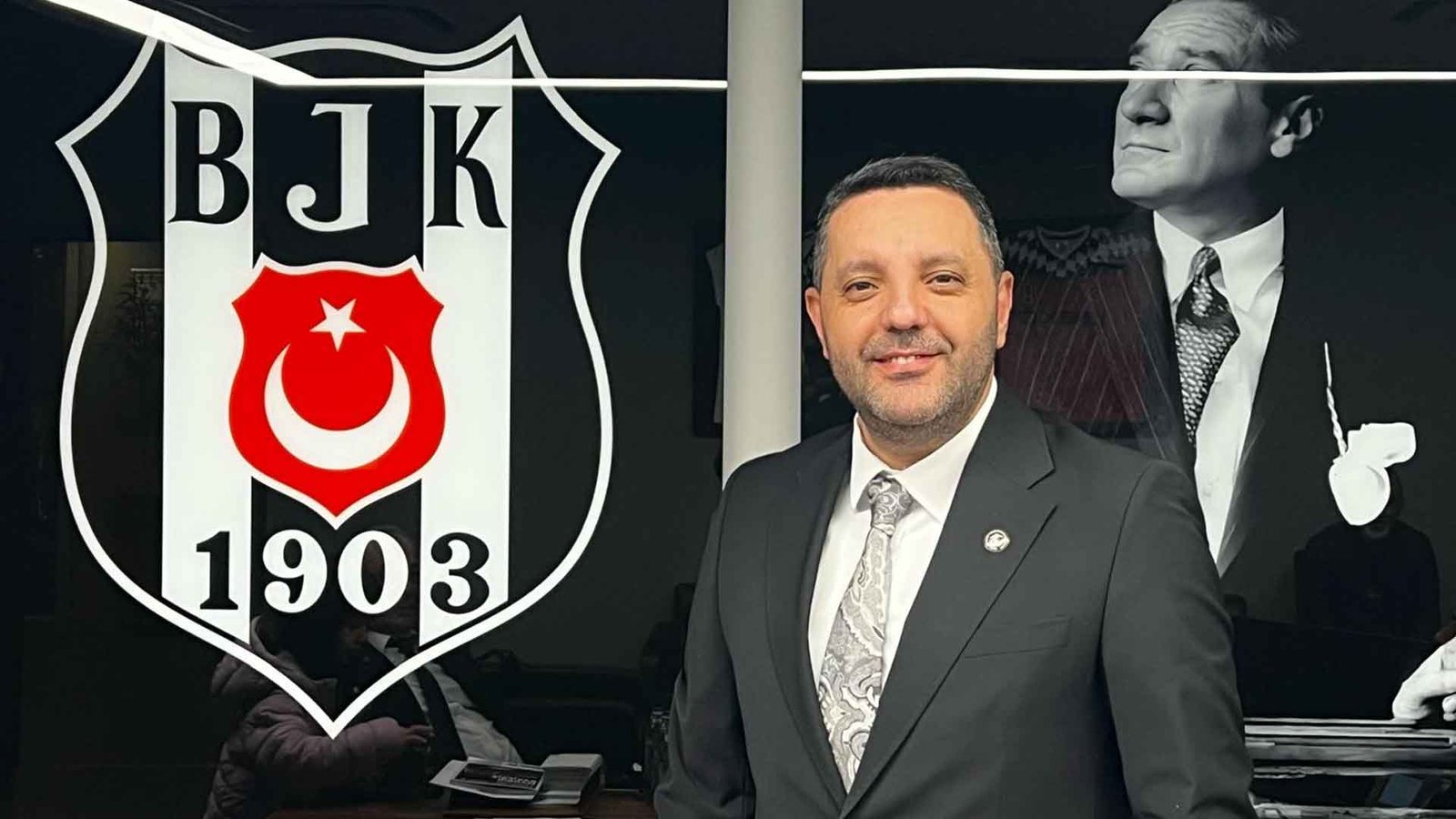 Ünlü sanatçılar ve Özel Çocuklar el ele verdi hedef okul yapmak