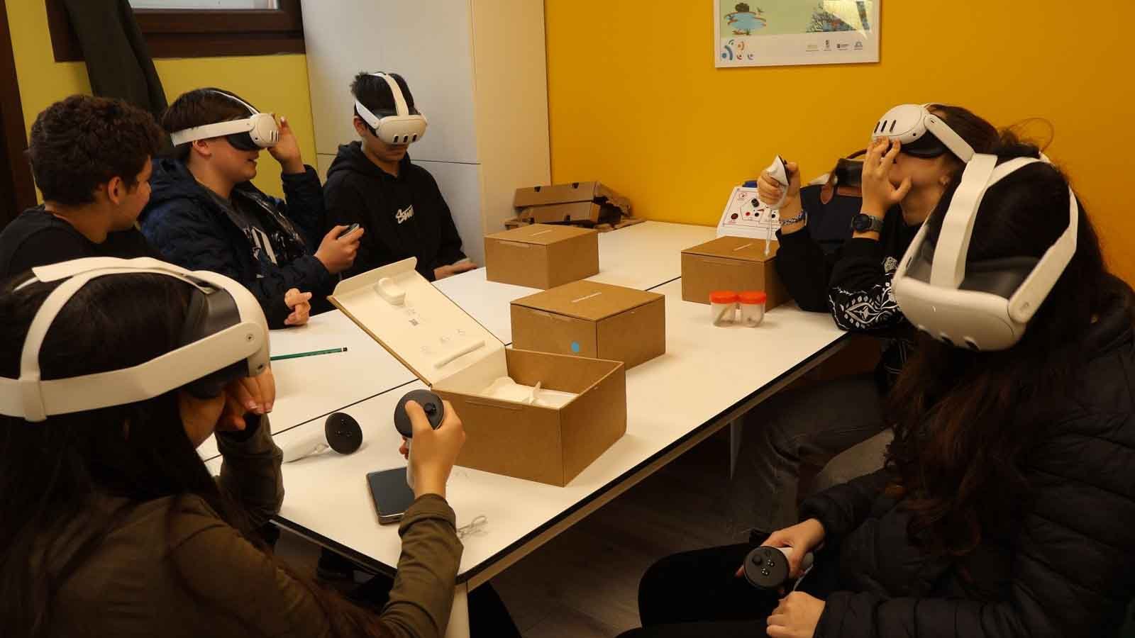 Anakent Koleji, Erenköy Işık Okulları ve Nihat Işık İlkokulu Öğrencileri ecosySTEM’de Buluştu