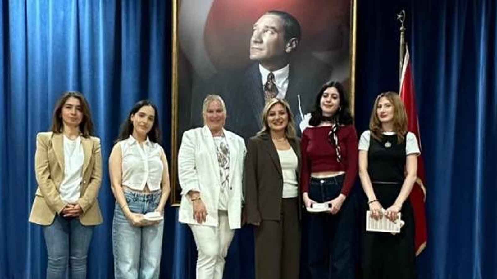 Üniversite öğrencilerinin dijital bağımlılık oranları açıklandı Yeni araştırmadan çarpıcı sonuçlar